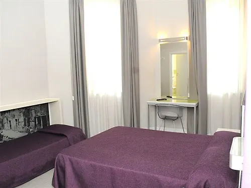 מרגרה Hotel Mondial איטליה