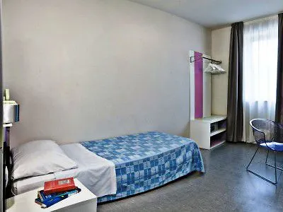 מרגרה Hotel Mondial
