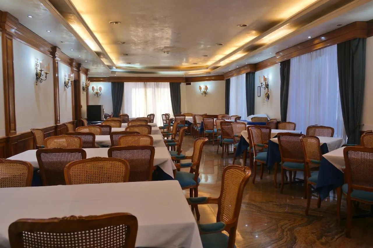 Hotel Mondial Marghera 3*,